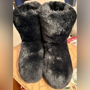 Freedom Moses Black Faux Fur Boots